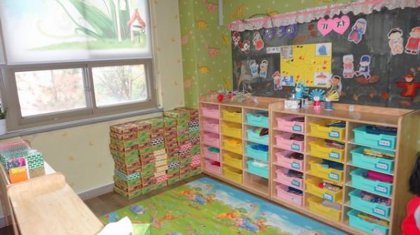 幼儿园活动室布置：活动区一角