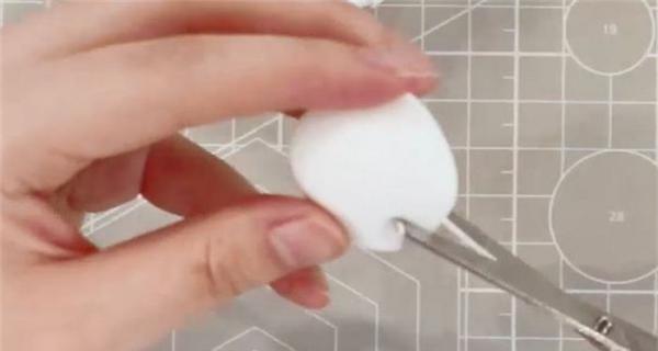 怎么用超轻粘土做牙齿