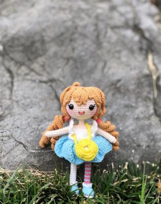 可爱的手工编织玩偶，毛线编织娃娃